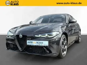 Alfa Romeo Giulia Competizione Q4 Assistenzpaket LED Leder