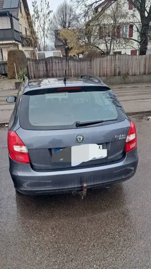 Skoda Fabia Fabia 1.2 HTP COOL EDITION Bild 2