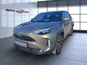 Toyota Yaris Cross Team D "Safety,Winter,Navi" Bluetooth