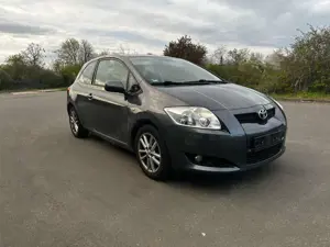 Toyota Auris Auris  3-Türer 1.33 VVT-i Life *1 Hand*Klima* Bild 2
