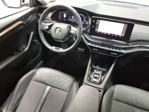 Skoda Octavia Octavia Combi 2.0 TDI Style PANO AHK NAV Bild 5