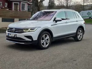 Volkswagen Tiguan Elegance 4Motion Navi Keyless Go