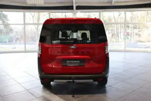 Ford Tourneo Courier Bild 5