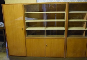  Wohnzimmerschränke aus der DDR