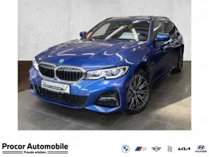 BMW 330 e xDrive A M Sport PANO RFK NAVI LED Laser
