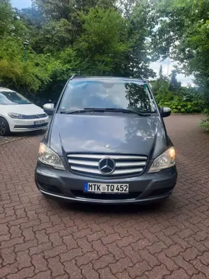 Mercedes-Benz Viano 2.2 CDI DPF kompakt 4Matic Automatik Ambiente