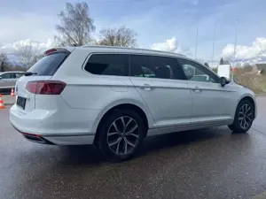 Volkswagen Passat Variant 2.0 TDI DSG Elegance STANDHEIZUNG Bild 5