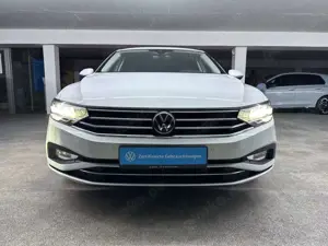 Volkswagen Passat Variant 2.0 TDI DSG Business 3,99%+LED+KAMERA+NAVI+ACC Bild 3