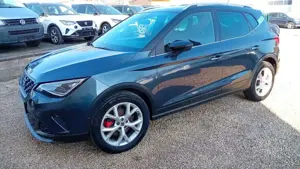 SEAT Arona FR 1,5TSI+DSG-Automatik+Navi+Kamera+Sitzh.