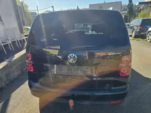 Volkswagen Touran 2.0 TDI Highline Automatik TÜV bis 05.2027 Bild 5