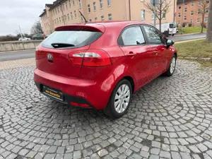 Kia Rio Bild 4