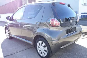 Toyota Others Aygo AYGO Cool Go Bild 4