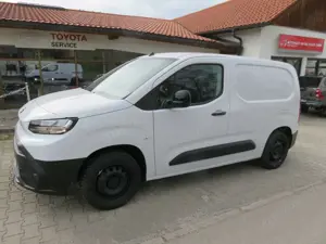 Toyota Proace City L1 Meister AHK