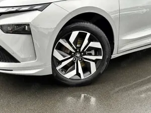 Skoda Enyaq 85 Sportline-82 kWh MJ26 AHK 360 HeadUp Matrix Bild 5