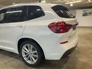 BMW X3 X3 xDrive20i Aut. M Sport Bild 2