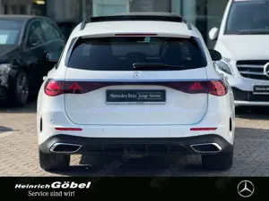 Mercedes-Benz E 220 d T AMG*AHK*PANO*BURMESTER*DISTRONIC*TOTWI Bild 5