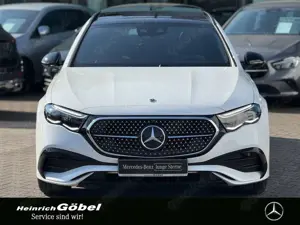 Mercedes-Benz E 220 d T AMG*AHK*PANO*BURMESTER*DISTRONIC*TOTWI Bild 2