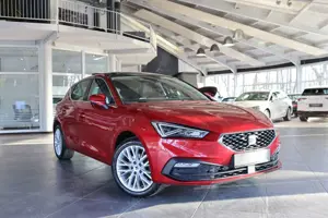 SEAT Leon 1,5 eTSI XCELLENCE PANORAMADACH   STANDH.