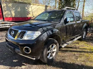 Nissan Navara Pickup Double Cab LE EVO V6 4X4