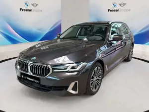 BMW 520 d Touring Luxury Line Luxury Line | AHK Laser