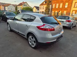 Renault Megane Bild 2