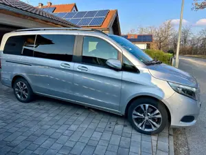 Mercedes-Benz V 250 V 250 (BlueTEC) d lang 4Matic 7G-TRONIC Edition