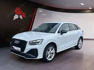 Audi Q2 40 2.0 TFSI quattro S-line AHK RFK Navi Matrix-LE Bild 2
