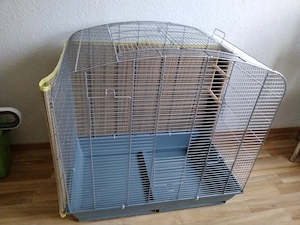Neuer Vogelkäfig