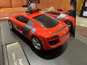 Carrera Evolution Audi R8 Safety Car Le Mans 2010    mit OVP