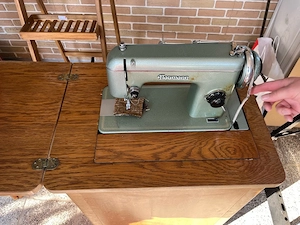 Nähmaschine Naumann von 1959
