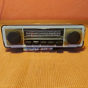 Vintage Grundig Oldtimer Autoradio - VW T1- Carman Ghia - Porsche