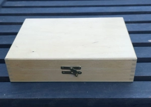 4 schöne Holzkisten für Dias