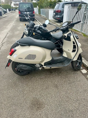 Vespa GTV 310, ABS, beige