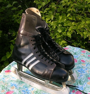 Schlittschuhe für große Füße aus Leder - Gr. 48 - Original Adidas .