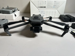 DJI Mavic 3 Fly More Combo Drone 5.1K Video L2A RC231 46-Min + Dji RC Controller Bild 6