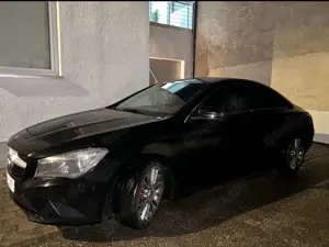 Mercedes-Benz CLA 220 CDI 7G-DCT