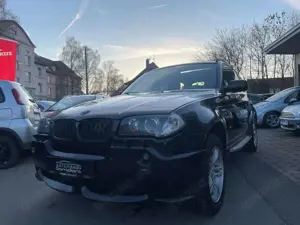 BMW X3 3,0i*ALLRAD*TÜV+AU 03.2028*LEDER*XENON*NAVIGA Bild 2
