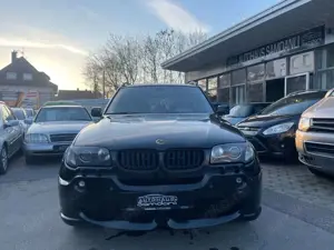 BMW X3 3,0i*ALLRAD*TÜV+AU 03.2028*LEDER*XENON*NAVIGA Bild 3