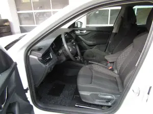 Skoda Kamiq DSG  Ambition  Kamera  LED  DAB GRA  SHZ Bild 3