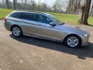 BMW 525 d xDrive Touring Luxury  Leder KAM ACC Sound