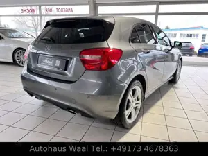 Mercedes-Benz A 180 BlueEfficiency Style | PDC | SHZ | 8-FACH Bild 4