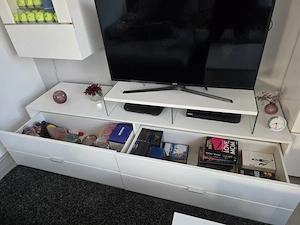 Moderne Wohnwand in weiß Eiche   sehr gepflegt   viel Stauraum Bild 5
