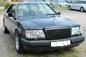 Mercedes-Benz Baureihe 124 Mercedes-Benz 300 CE Coupé (C124) – Klassiker mit H-Zulassung