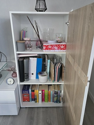 Moderne Wohnwand in weiß Eiche   sehr gepflegt   viel Stauraum Bild 7