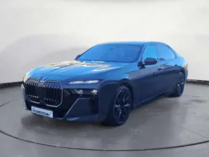 BMW i7 xDrive60 Navi Leder Tempom.aktiv Panoramadach Bild 2