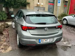 Opel Astra Bild 2
