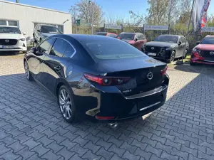 Mazda 3 SKYACTIV-X 2.0 M Hybrid SELECTION Bild 4