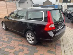 Volvo V70 D4 Kombi Summum NAVI, Leder, Shz Bild 4