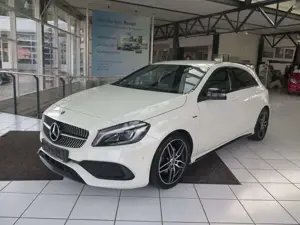Mercedes-Benz A 180 7G-DCT AMG Line Night LED Navi LICHT- UND