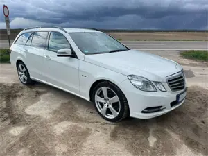Mercedes-Benz E 350 E-Klasse T-Modell Diesel T CDI DPF BlueEFFICIENCY